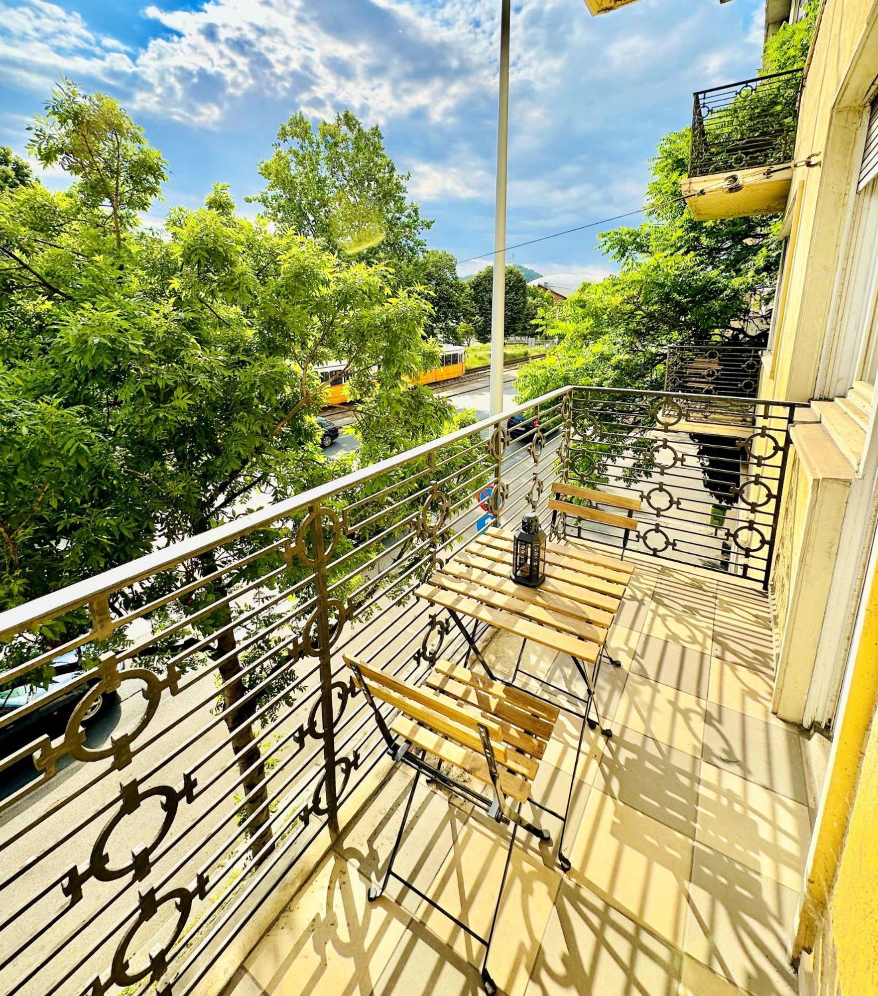 Casa Del Rio Hotel Budapest Bagian luar foto
